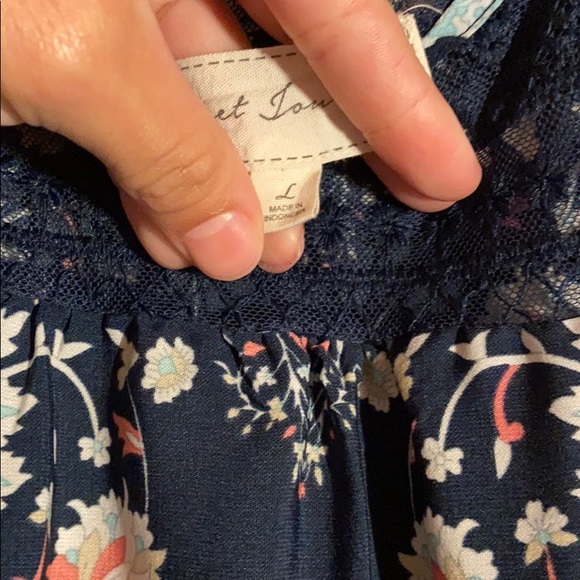 Spring dress - Picture 5 of 5